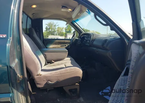 1999 Dodge Ram 1500 St из США, поврежденный, VIN 3B7HF16Z9XM586248